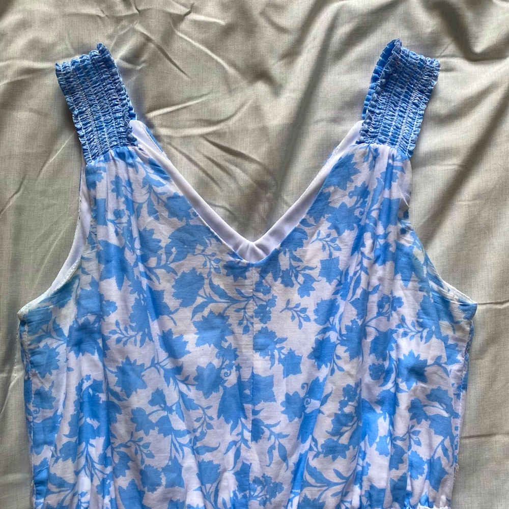 Westport Blue & White Floral Handkerchief